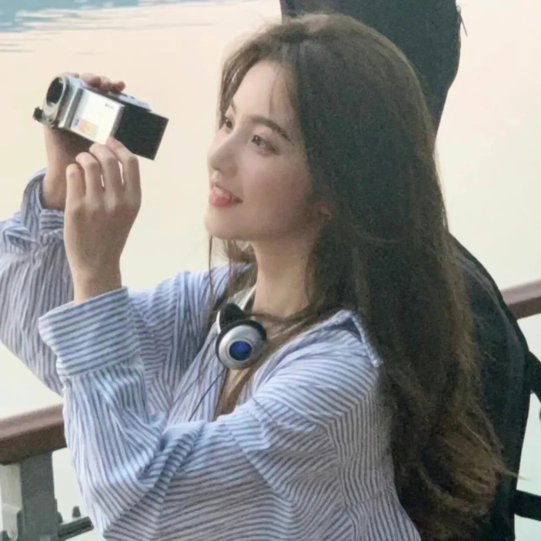 小心身后